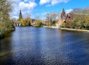 belgium/bruges/minnewater/landmark/bargeplein