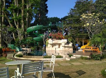 indonesia/bandung/ciumbuleuit/landmark/bumi-sangkuriang-concordia-hotel