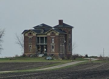 illinois/central-illinois/landmark/duncan-manor
