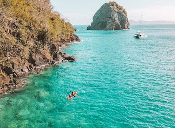 saint-vincent-and-the-grenadines/young-island/landmark/siteseeing-with-cass