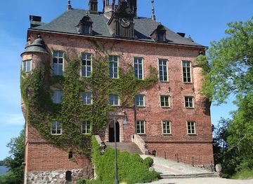 sweden/uppland/landmark/wik-s-castle