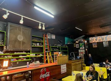 west-virginia/fairmont/landmark/skate-a-way