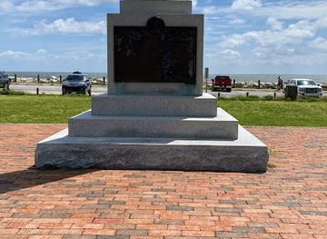 north-carolina/cape-fear/landmark/1921-fort-fisher-monument