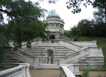 united-kingdom/windsor/landmark/duchess-of-kent-mausoleum