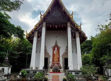 thailand/central-thailand/landmark/wat-kamphaeng-bangchak