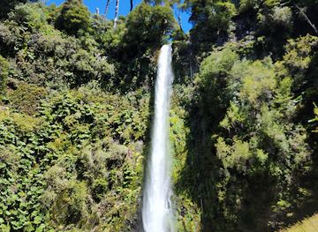 chile/araucania-region/landmark/salto-la-china
