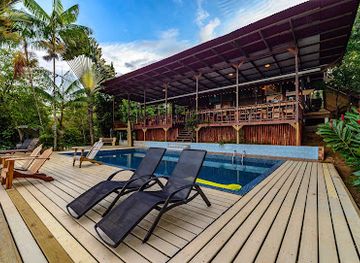 panama/bocas-del-toro/landmark/bambuda-lodge