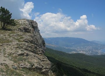 ukraine/crimea/landmark/crimean-mountains