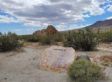 california/palm-springs/tahquitz-river-estates/landmark/angel-cove-monument