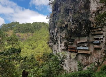 philippines/sagada/landmark/hanging-coffins-of-sagada