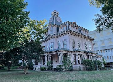 north-carolina/foothills/landmark/heck-andrews-house