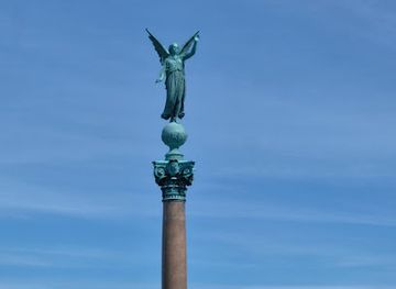 denmark/copenhagen/landmark/iver-huitfeldt-memorial