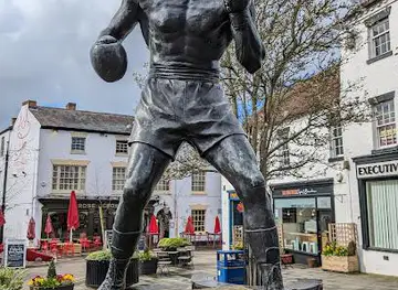 The Randolph Turpin Statue