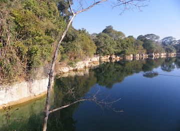 zambia/lake-kariba/landmark/lake-kashiba