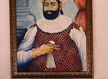 sri-lanka/central-province/landmark/queen-s-palace-madawasala