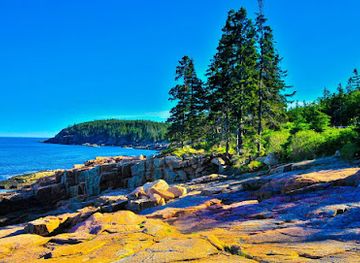 maine/acadia-national-park/landmark/hulls-cove-visitor-center