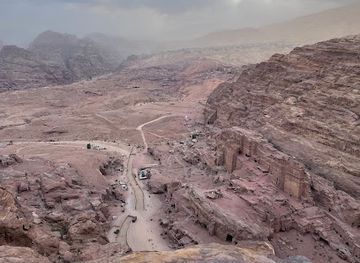 jordan/wadi-araba/landmark/haut-lieu-du-sacrifice