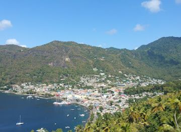saint-lucia/dennery-quarter/landmark/diamond-falls-botanical-gardens-mineral-baths