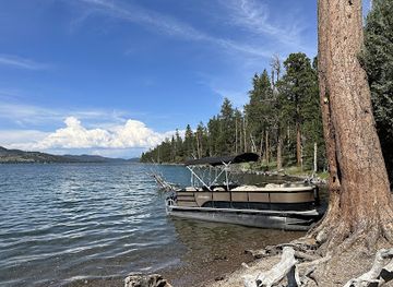 montana/polson/landmark/flathead-lake-boat-tours