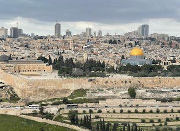 israel/judea/landmark/mt-of-olives