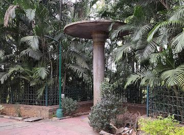 india/bengaluru/landmark/stone-umbrella