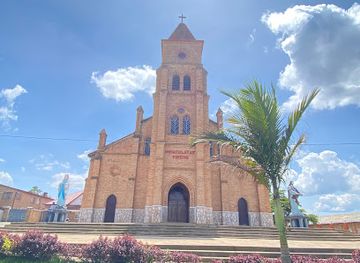 rwanda/cyangugu/landmark/cathedrale-notre-dame-de-l-immaculee-conception-de-kabgayi