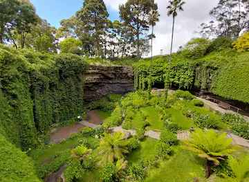 Umpherston Cave