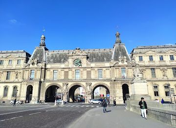 france/ile-de-france/landmark/porte-des-lions