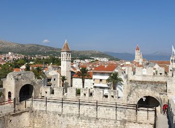 croatia/trogir/landmark/7-palmi