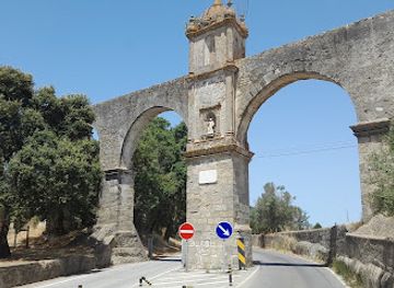 portugal/evora/landmark/aqueduto-de-evora