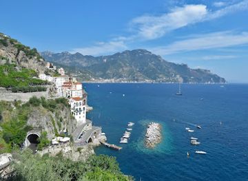 italy/amalfi/landmark/belvedere-cimitero-monumentale