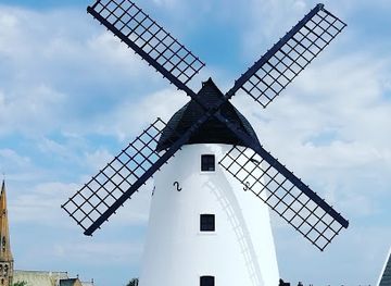 united-kingdom/north-west-england/landmark/lytham-windmill