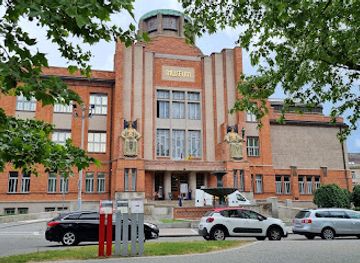 czechia/hradec-kralove/landmark/prochazkovy-okruh-salon-republiky