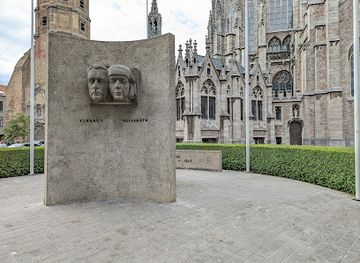 belgium/west-flanders/landmark/church-of-saint-peter-and-saint-paul