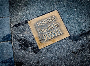 germany/dusseldorf/altstadt/landmark/mundung-nordliche-dussel