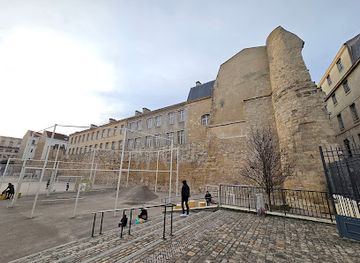 france/ile-de-france/landmark/old-wall-of-paris