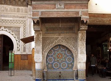 morocco/fes/fes-el-bali/landmark/nejjarine-fountain