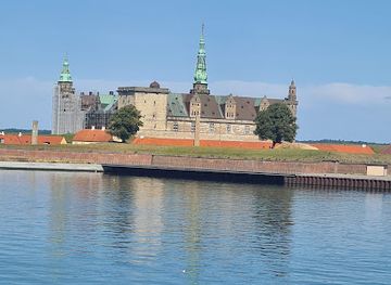 denmark/helsingor/landmark/skibsklarerergaarden