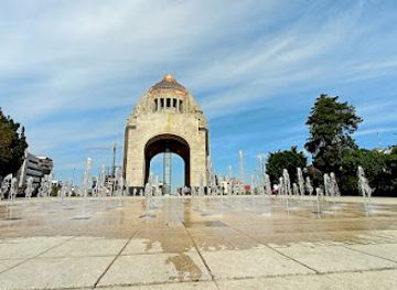 mexico/central-mexico/landmark/plaza-de-la-republica