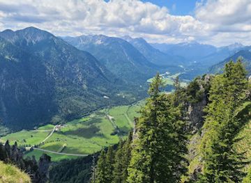 germany/oberammergau/landmark/laber-ammergauer-alpen