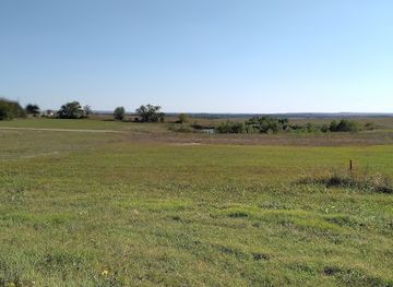 kansas/bluestem-pasture/landmark/kansas-historical-marker-and-scenic-view-of-kansas-bluestem-prairie