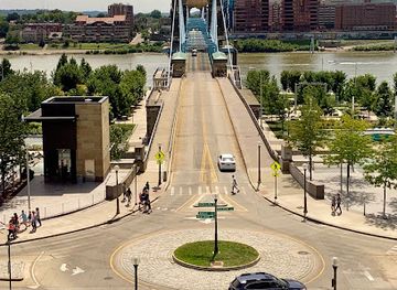 ohio/southwest-ohio/landmark/national-underground-railroad-freedom-center