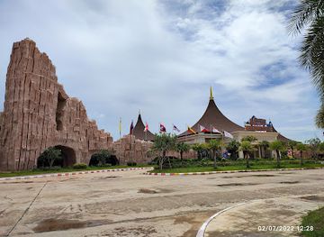 cambodia/prey-veng/landmark/garden-city-water-park