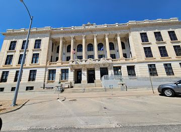 kansas/topeka/landmark/memorial-building