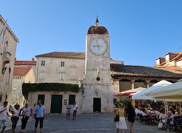 croatia/trogir/landmark/cipiko-palace