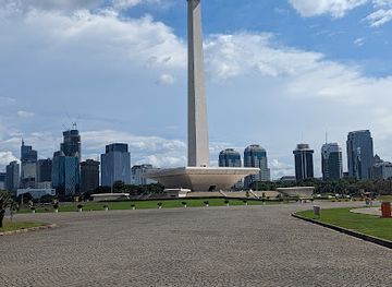 indonesia/kalimantan/landmark/monas