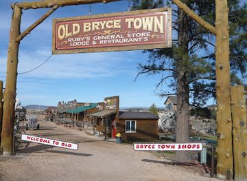 utah/bryce-canyon-city/landmark/old-bryce-town