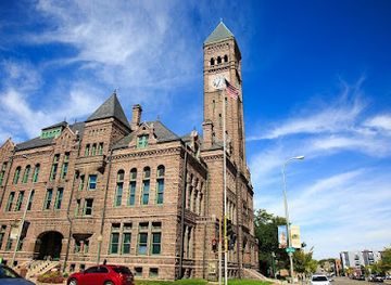 south-dakota/sioux-falls/falls-park/landmark/old-courthouse-museum