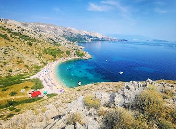 croatia/kvarner-gulf/landmark/oprna-bay