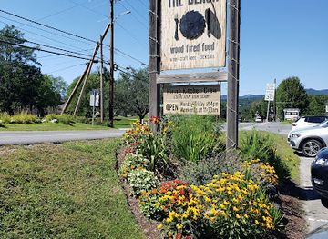 vermont/stowe/landmark/the-bench